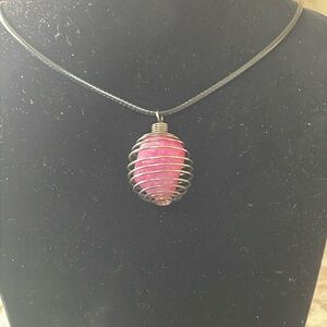 EUC~Woman’s Black Rope Necklace With Wire And Pink Gemstone Inside